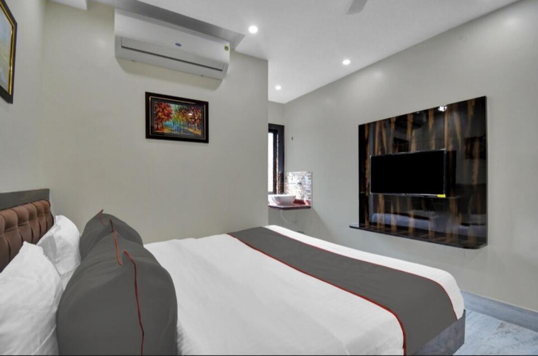 Om Guest House And Banquet Kalkutta Exterior foto
