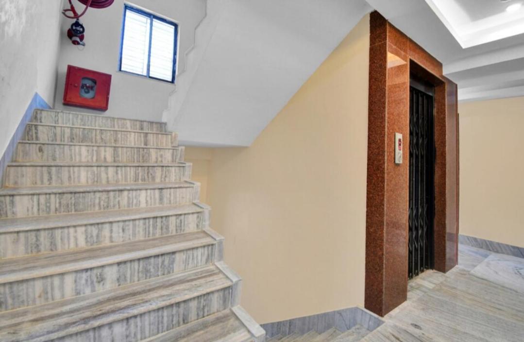 Om Guest House And Banquet Kalkutta Exterior foto
